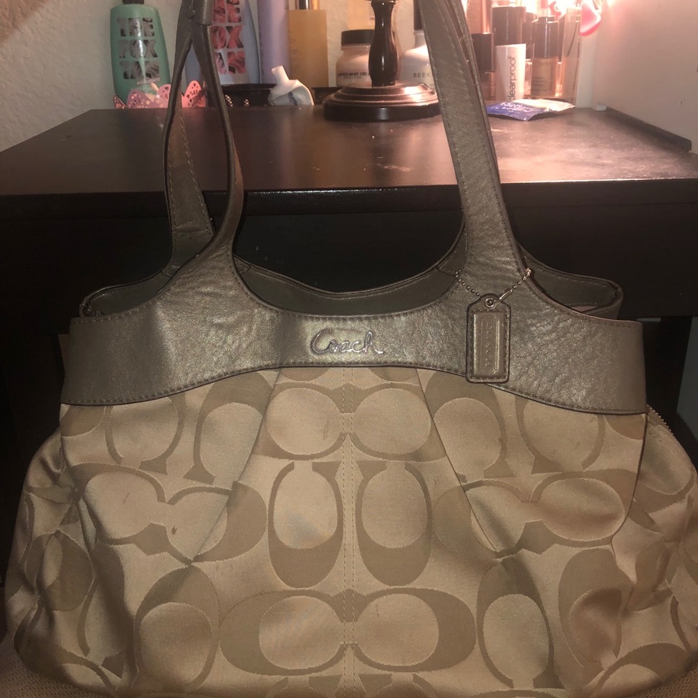 Coach shoulder bag